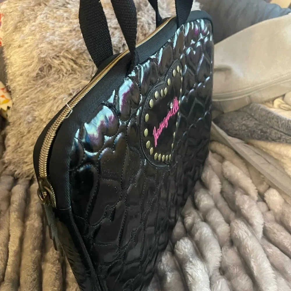 Betseyville Betsey Johnson Puffy Quilted vegan leather laptopScomputer bag case